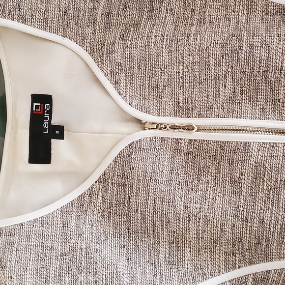 Cotton and Linen Blazer - Picture 8 of 10